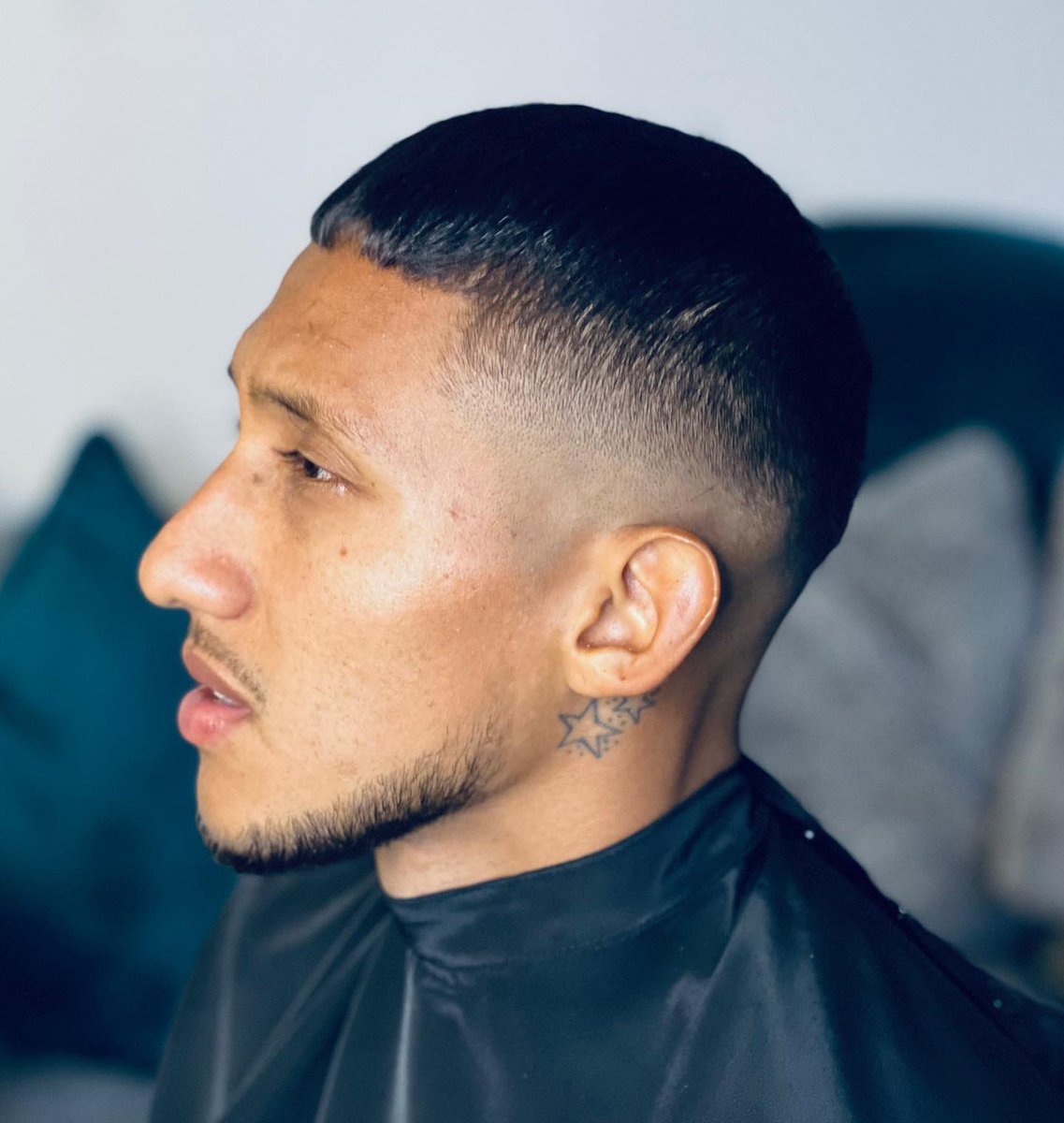 JJBarber99's tweet photo. Lo mejor de los éxitos @christoferg92 ⚽️🍿
.
.
Gracias por la confianza para trabajar en tu imagen 💈

#christofergonzales #canchita #fpf #limaperu https://t.co/o1WOpPqQDF