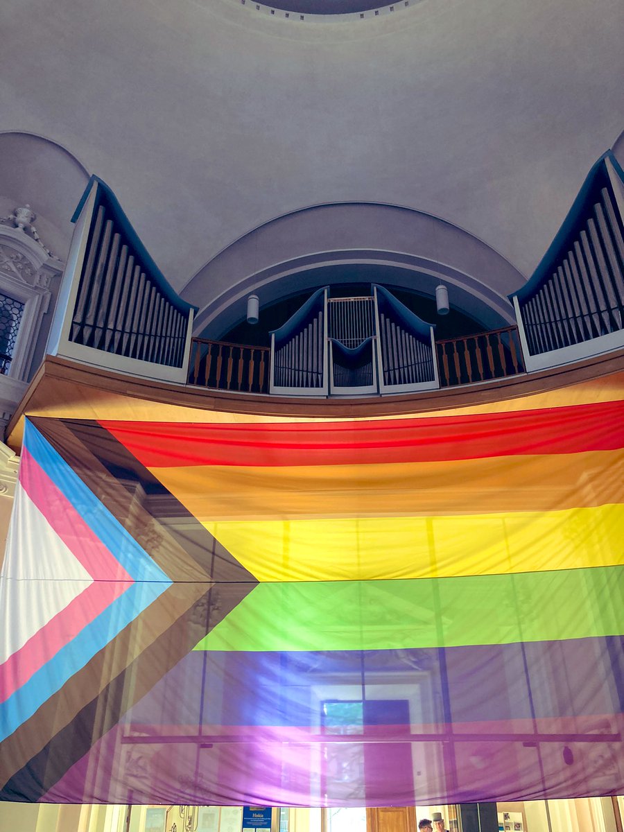 AB_Hornung's tweet photo. Heute Eröffnung der #Prideweeks #CSDNürnberg mit der #Ausstellung „Wir sind“ (queres Fotoprojekt v. K. Riedl) in #EgidienKulturkirche. Es ist ein wichtiges &amp; schönes Projekt gemäß dem diesjährigen Motto „Sichtbarkeit schafft Sicherheit“. Danke, dass ich die Laudatio machen durfte https://t.co/DxjT7iOJ3k