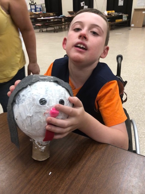 Today was our final day of Art &amp; Crafts Galore week. Campers enjoyed decorating their paper mache balloons to look like dogs, cats, and a crocodile. We loved their creativity! 🎨🐶😺🐊<a href="/PEAKGrp/">PEAK-Parents of ExtrAordinary Kids</a>