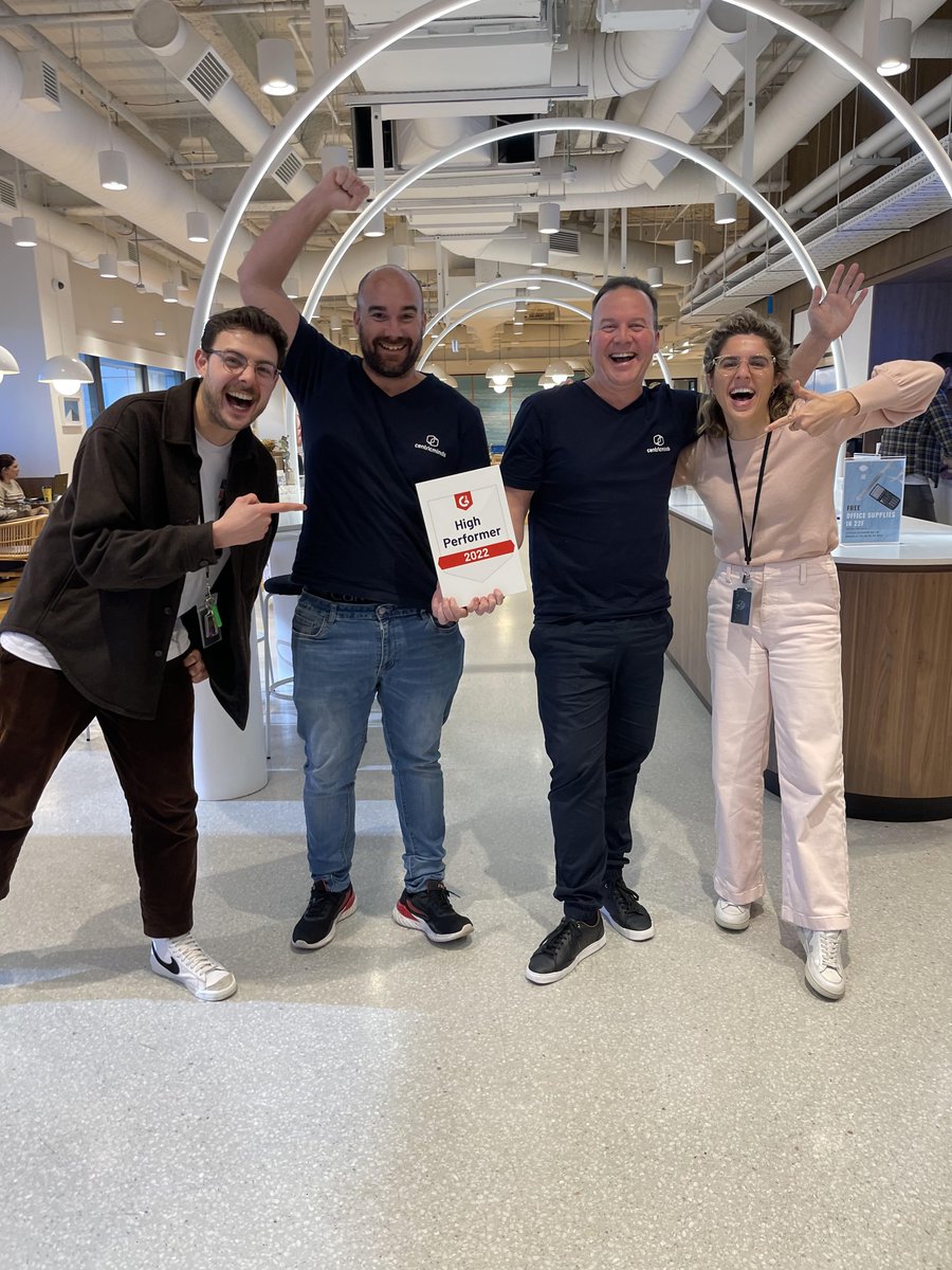 CentricMinds's tweet photo. Well look at this... we get some nice swag from #G2 and are also named a High Performer for 2022! #reviews #leader https://t.co/1Tm3BBUUAe