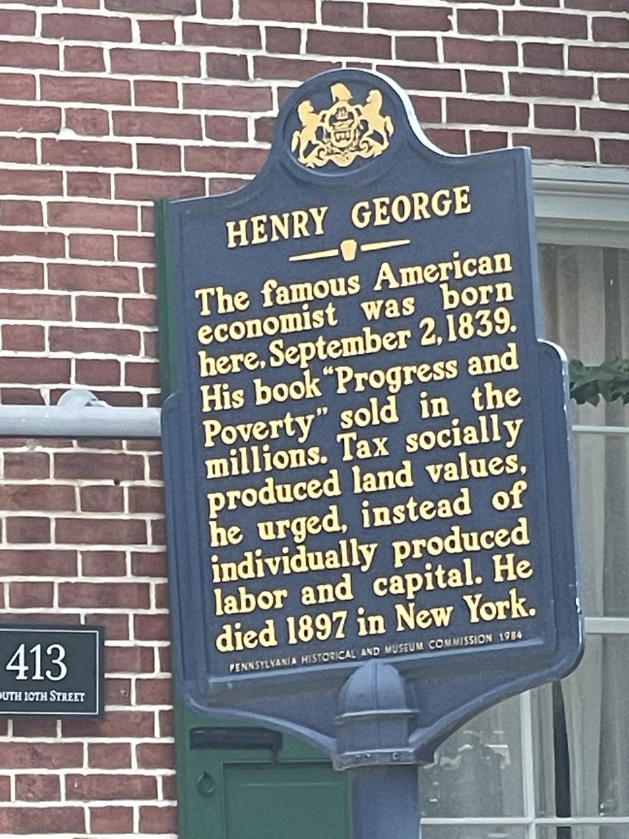 YIMBYDurham's tweet photo. Hey you #YIMBY #Georgists out there:
It looks like Henry George was born in a  20’ wide row house with no setback.

A rare housing advocate who walked the walk. #Philly https://t.co/0facRn09Dh
