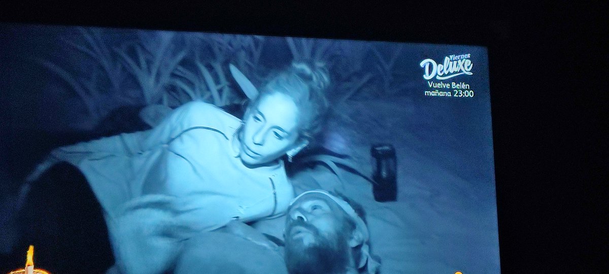 EnriqueSantis14's tweet photo. Prueba no hay que tocar la arena ella siempre ha tocado y se le perdona qué mala concursante es el momento de expulsarla por favor Anabel a la calle #Supervivientes21J #Supervivientes https://t.co/k1gu5sdvyi