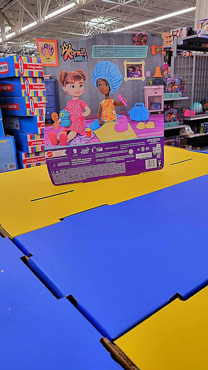 trotmanmel's tweet photo. @Mattel I'm really feeling a bit offended about the African American kid with a bonnet on and the Caucasian one don't 😤😡 is this what you think of when you see us 😲what you think about this @Oprah &amp; @GayleKing ??? https://t.co/ukUmDmVXhb