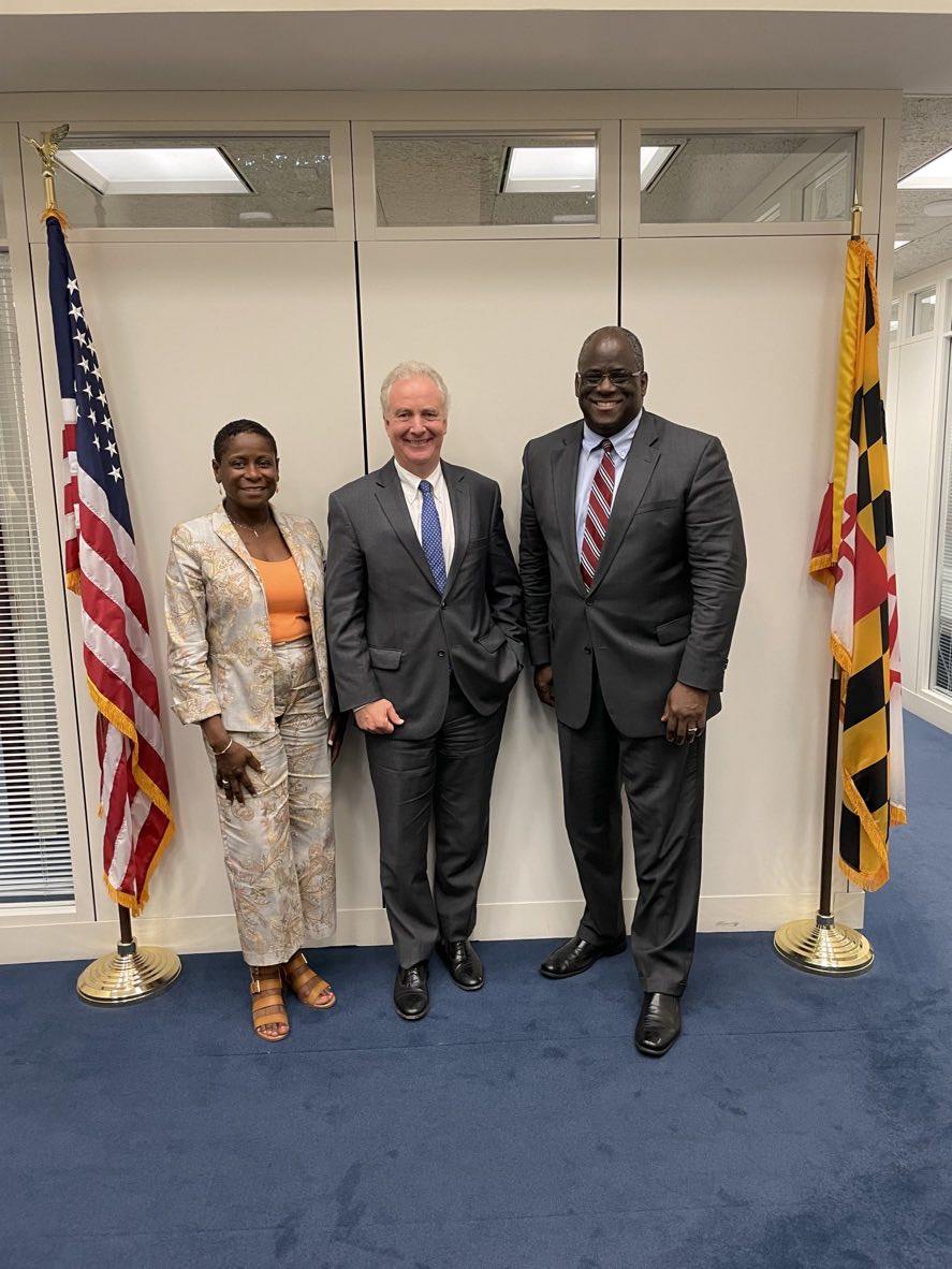 bdford95's tweet photo. This afternoon, @NGYFPresident of @Mission_Ready and I had the opportunity to meet with @ChrisVanHollen to share @strongnationUSA’s #FourPartPlan and discuss how investments in kids strengthens our nation. Thank you for your time, Senator! https://t.co/cIftCHRBO8 https://t.co/i6K1rDvxgQ