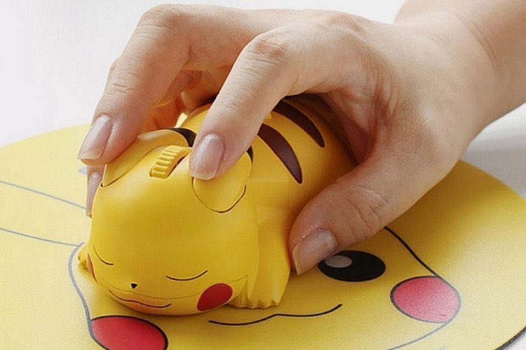 Dexerto's tweet photo. Need this Pokémon mouse expeditiously https://t.co/urNWRhMGvp