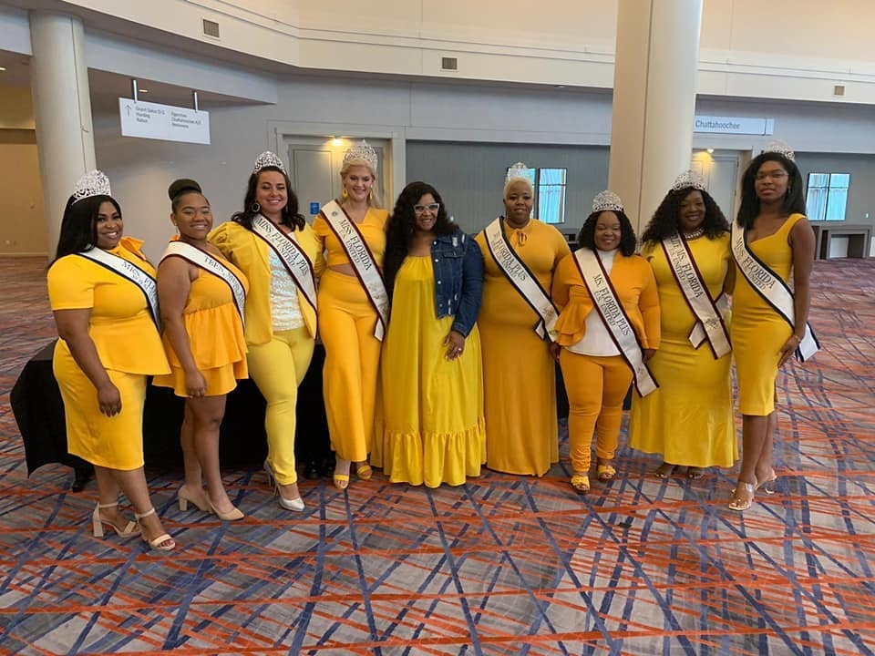 GirlsIgniting's tweet photo. Sisterhood Day at Nationals Representing the Sunshine State! 💛 https://t.co/dXKeX1Bhkt