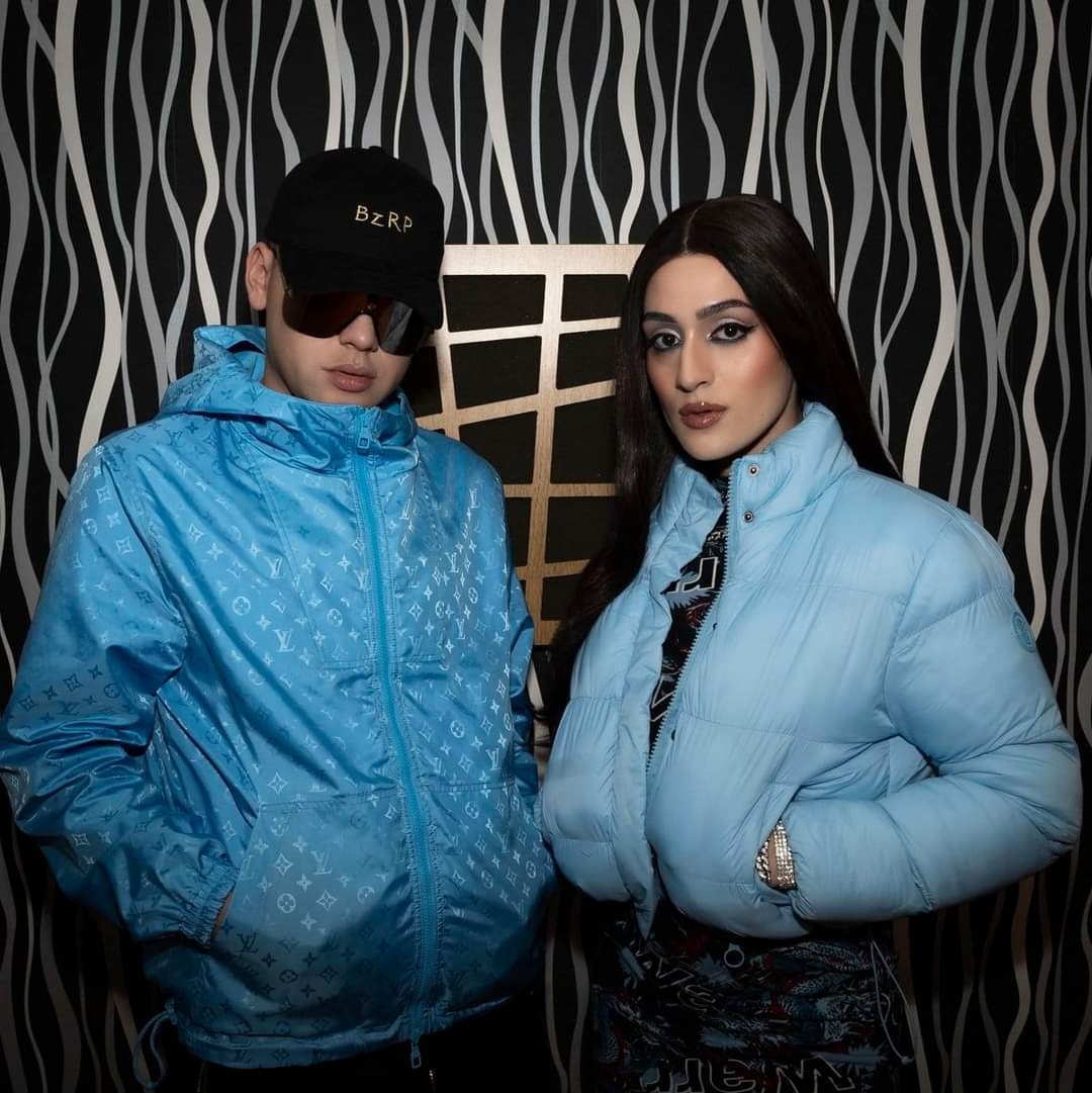 NASANancyGrace's tweet photo. Villano Antillano é a primeira artista trans a entrar no Top 50 do Spotify Global 🏳️‍⚧️

A música "Villano Antillano: Bzrp Music Sessions, Vol. 51", em parceria com Bizarrap, está pelo seu quarto dia consecutivo no chart. https://t.co/zIGUoQYk5U