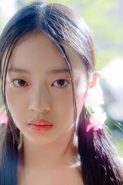 pannchoa's tweet photo. Hybe's new girl group NewJeans by Min Heejin creates a sensation in Korea
https://t.co/zGDLPdJiUI https://t.co/svrEgHavPO