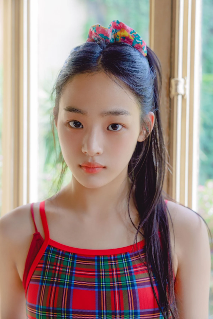 pannchoa's tweet photo. Hybe's new girl group NewJeans by Min Heejin creates a sensation in Korea
https://t.co/zGDLPdJiUI https://t.co/svrEgHavPO