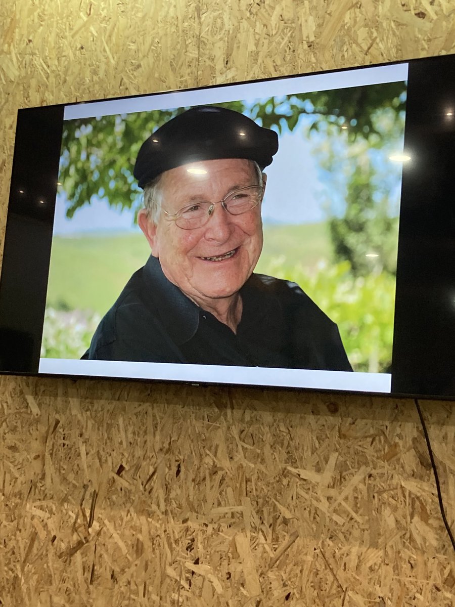 dilysroe's tweet photo. Tonight at ⁦@APA_Congress⁩ we are celebrating the life and work of Marshall Murphree who was a true giant of community conservation. A major influence on my career and I’m sure of 100s and 100s of other peoples ⁦@IUCNSULi⁩ https://t.co/VrVa6IALz8