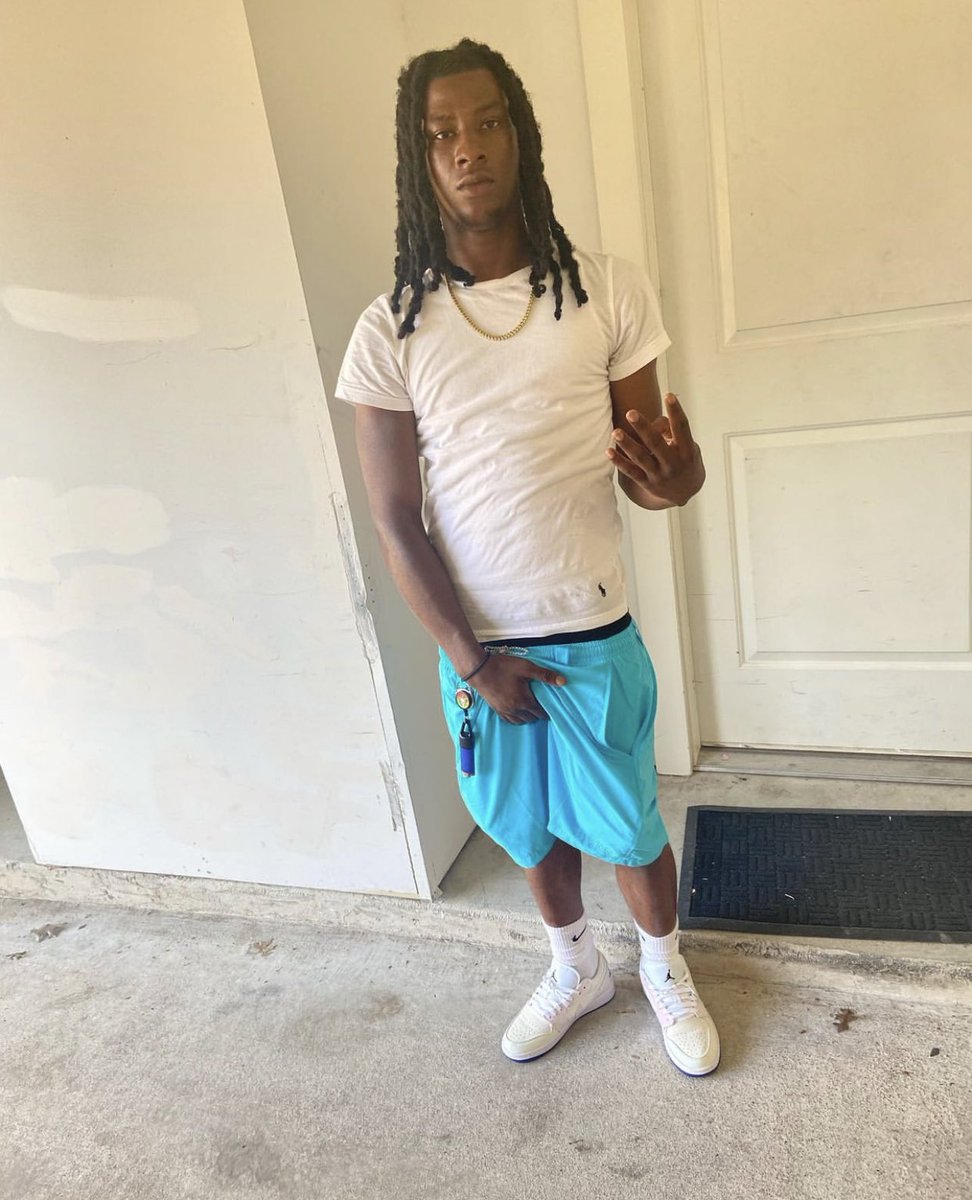ykjalaylay's tweet image. 21, Tywonne “DayDay” Neal of Hammond, La is missing! Tywonne was last seen on July 16, 2022, around 10:30pm, leaving his home with an unidentified female whom was driving a dark grey sedan. We are begging for everyone’s assistance. Please help us bring him home. #FindTywonneNeal