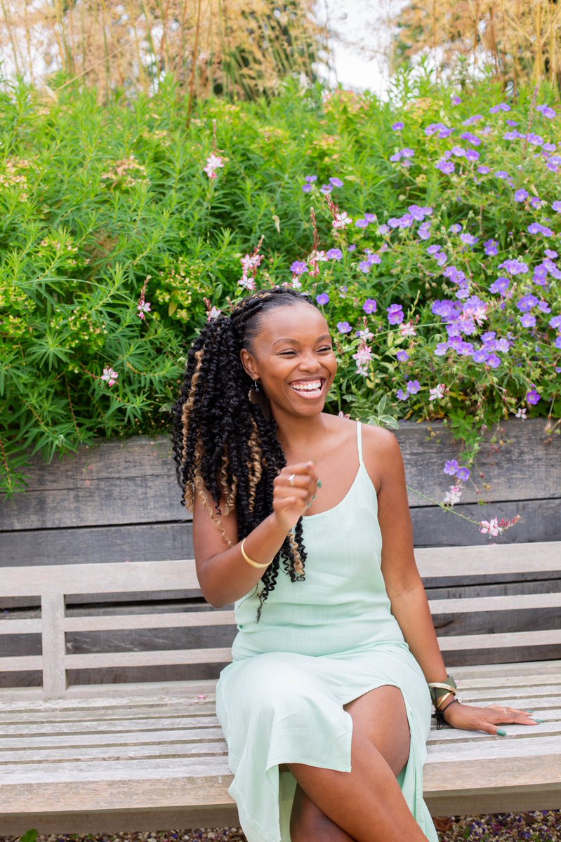 It was so wonderful sharing my journey thus far about all things writing, reading and community at @black_pens Thank you so much for having me, it was everything 💛✨ 📷 @PreciousGNSD