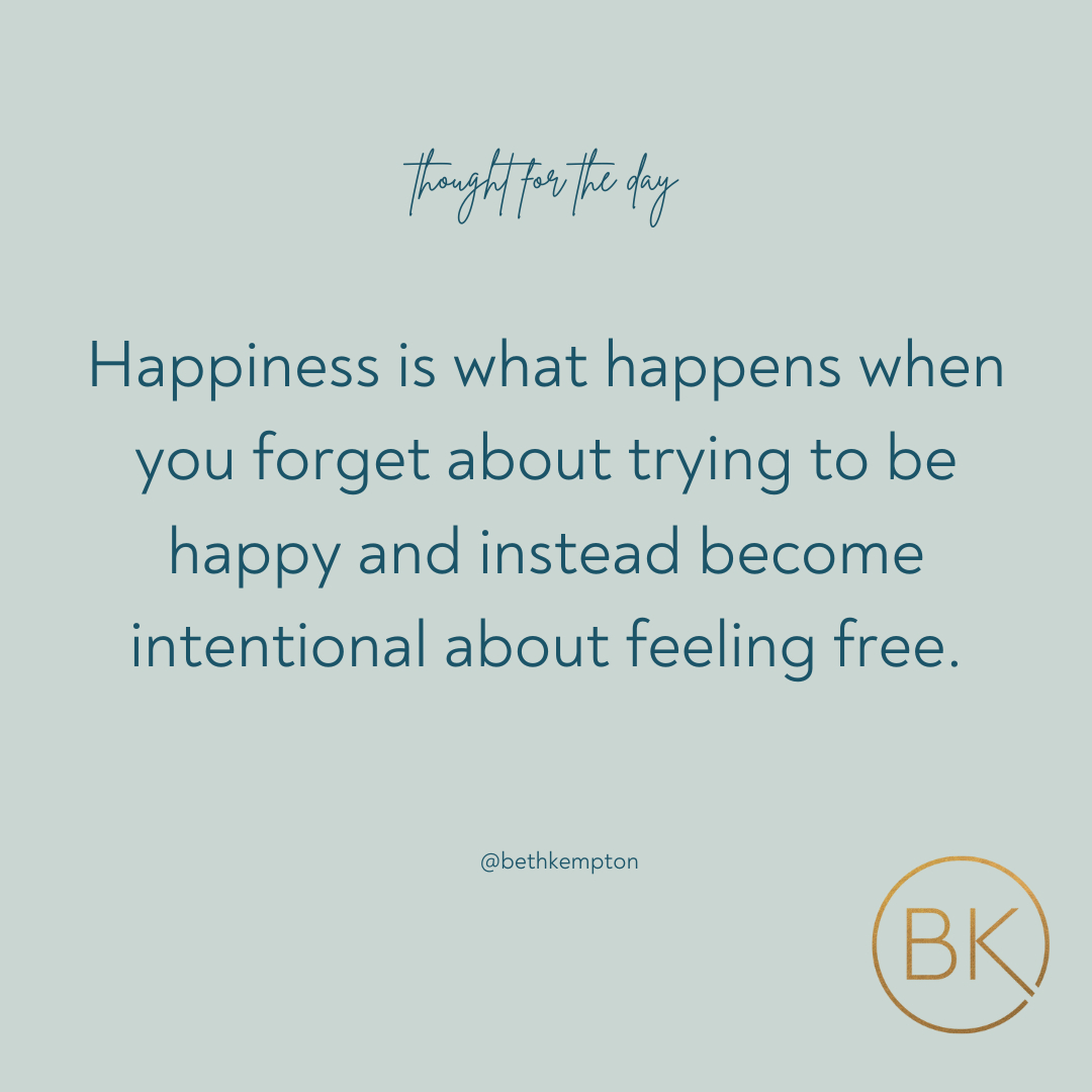 DoWhatYouLoveXx's tweet photo. Happiness is what happens when you forget about trying to be happy and instead become intentional about feeling free. - #thoughtfortheday from my book Freedom Seeker. Ponder this for a while and you'll see what I mean...
Beth Xx
#theeveryday #aquietplace #ofsimplethings #simple https://t.co/aKFX7izIKD