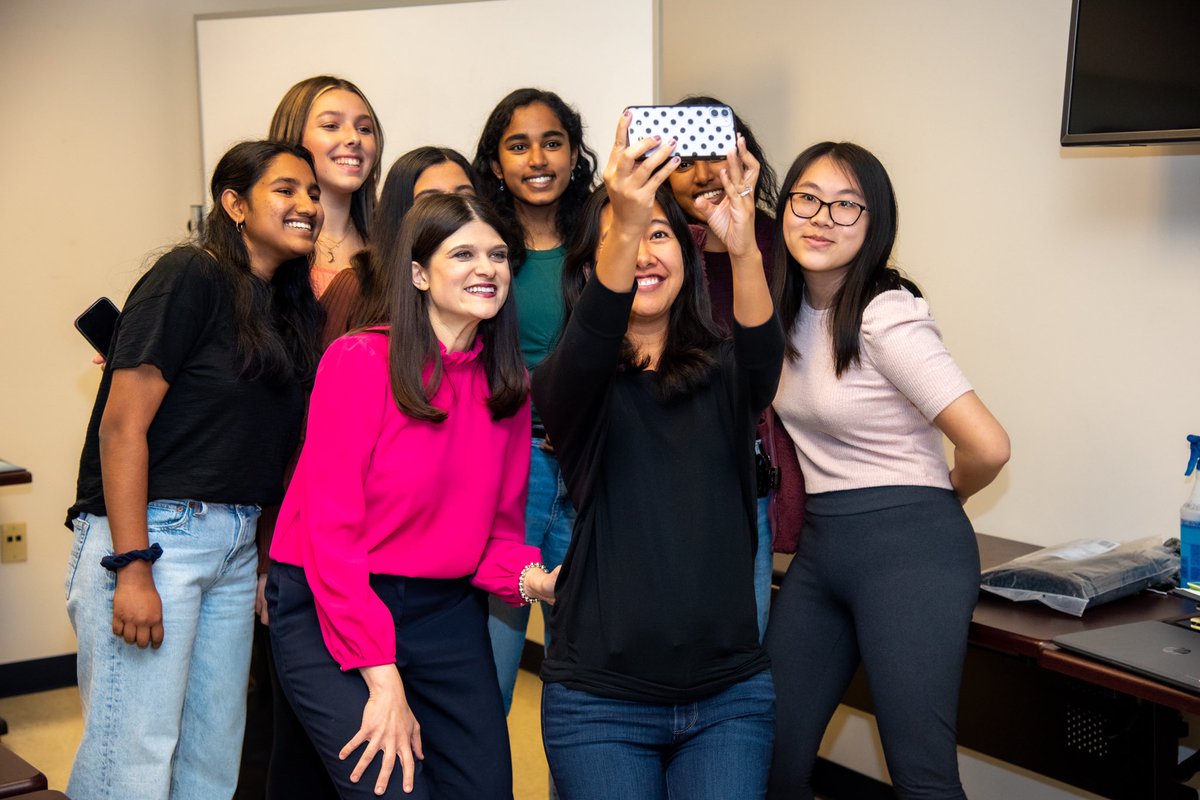 As a woman with a background in STEM, getting women and girls involved in STEM is so crucial to me. It was so inspiring visiting with these students, hearing about their work, and sharing with them how I'm fighting for them in Congress.