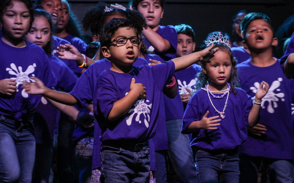 vidachurchmiami's tweet photo. Clausura de la Escuela Bรญblica de Vacaciones este Domingo con la participaciรณn de los niรฑos #vbs #sparkstudios #escuelabiblicadevacaciones #kidsministry https://t.co/sFknm7TP2U
