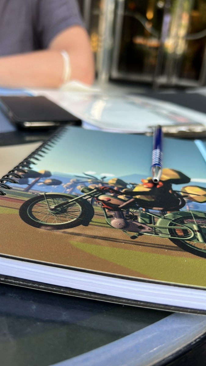 jkocovski's tweet photo. Es gibt noch viel zutun. Auch wenn ich lieber jetzt auf dem Fahrrad sitzen wollte. Mir tut aber der hintern weh von den letzten Fahrten 🙈 #wrap #nowrap #planung https://t.co/KO7Eevxhwh