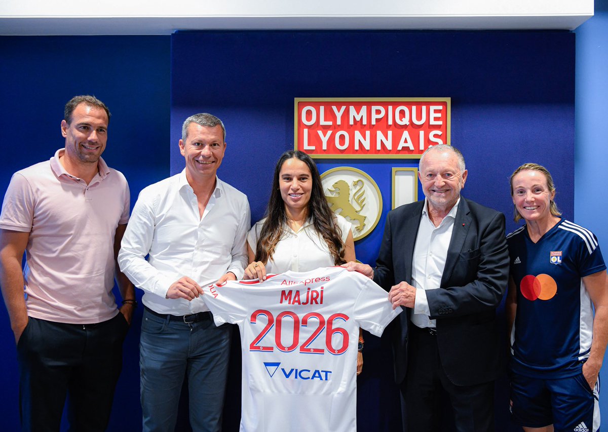 ✍️ Amel Majri prolonge jusqu’en 2️⃣0️⃣2️⃣6️⃣ ! 

Quatre saisons de bonheur en plus 🤩

👉 ol.fr/fr/actualites/…

#Majri2026 | #MadeInOL 🔴🔵