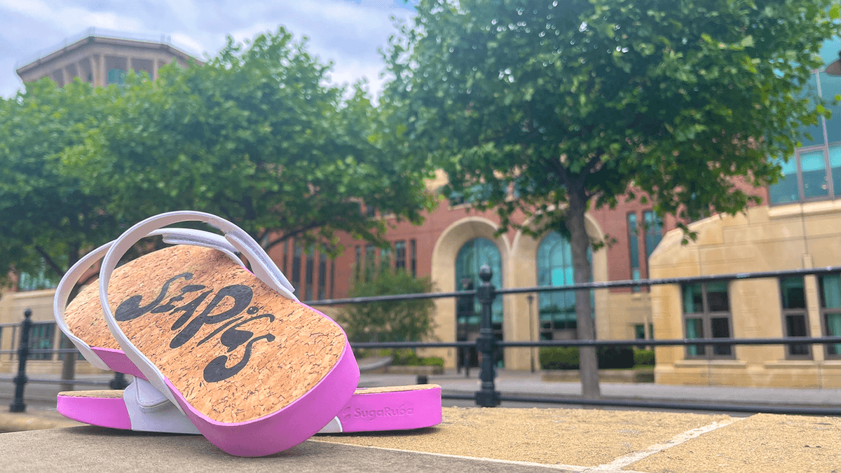 Great For All Terrain!

Due to their 3-Layer Technology Drifters offer incredible support under your foot, making they great for days out in town and long walks on the beach!

You can get a pair of The World's Comfiest Beach Footwear by clicking below:
seapigs.co.uk/shop/seapigs-d…