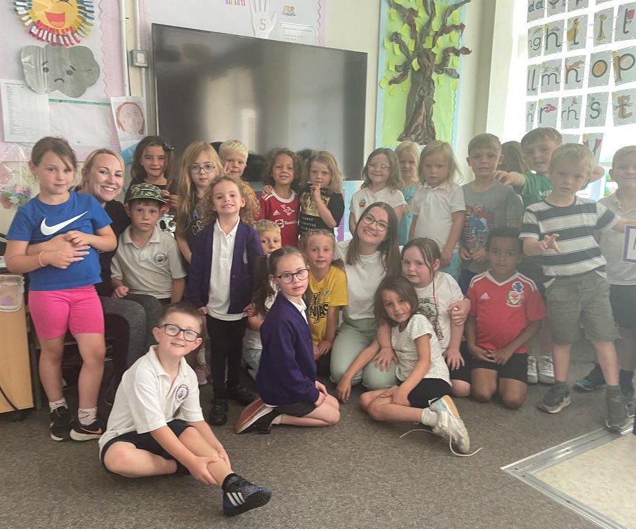 Dosbarth Derbyn tweet media