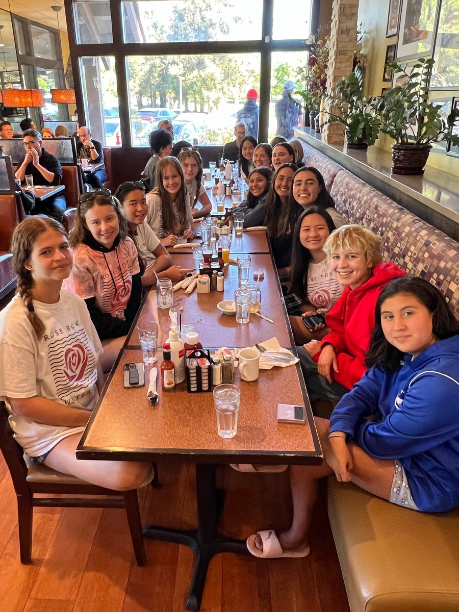 RBWPC's tweet photo. 16U girls having breakfast after winning game 1. Great way to start JOs! #TheRBAC #gorosebowl #RBWPC https://t.co/Li2nXH8pG0
