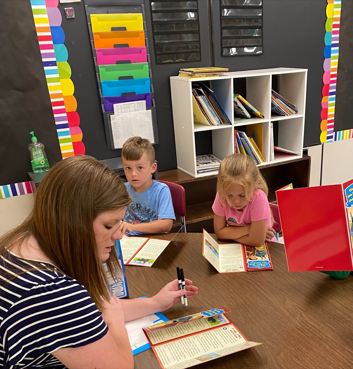 MountainviewElem (@mtnviewelem) on Twitter photo The Bobcats Becoming Bookworms are comparing and contrasting! #SummerAvalanche2022
<a href="/Monongalia_Co/">Monongalia County Schools</a> The Bobcats Becoming Bookworms are comparing and contrasting! #SummerAvalanche2022
<a href="/Monongalia_Co/">Monongalia County Schools</a>