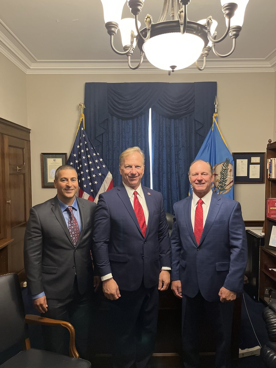EricR_ACD's tweet image. Thanks to @repkevinhern for taking the time to meet with our Oklahoma @NACD_RD members from @BrainerdChemCo yesterday!