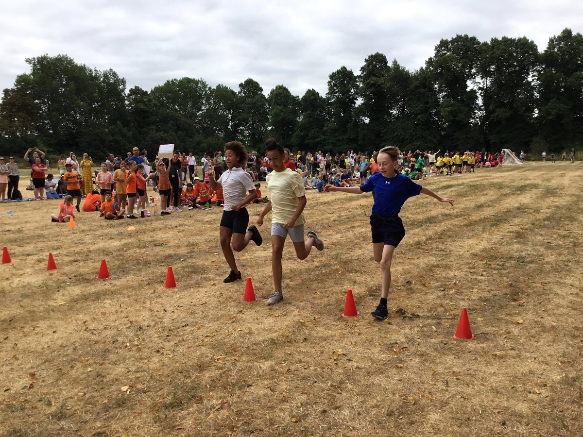 LfaBromley's tweet photo. KS2 had an amazing sports day today!
#sackrace #running #sportsday2022 #athletes #parentsrace https://t.co/9SNRtlAD4o