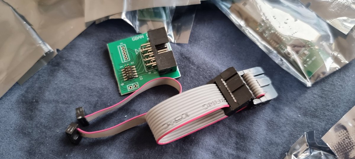 atc1441's tweet photo. Mail/
35 x CC2531 Zigbee USB Stick 
For some reason they even include the adapter board plus USB Cable at just 2.5€ each https://t.co/V2xPXiITUZ