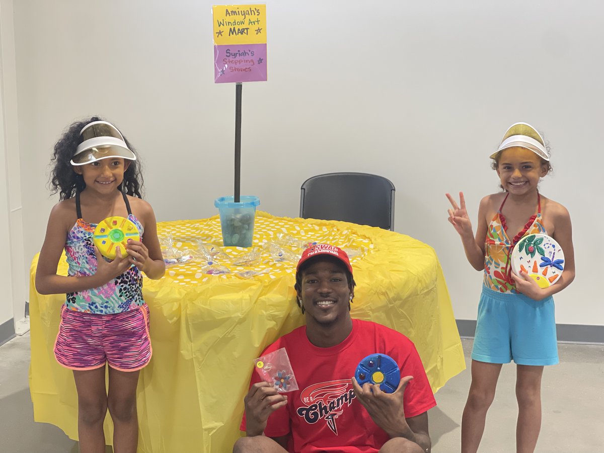 ❤️Had the pleasure of observing Texas Southern University star <a href="/_fahlip_/">.</a>  Jordan Nicholas support young mind’s in Rosenberg today w/ <a href="/BEACHAMPIONINC/">Be A Champion, Inc.</a> wonderful Ed Services team. 

 Thanks 🙏🏾🙏🏾🙏🏾#FriendsofNorthRosenberg /  @Attackpoverty!! <a href="/TXSOTigers/">Texas Southern University (TSU) Athletics</a> <a href="/TSUMensHoops/">Texas Southern Basketball</a> <a href="/PearlandISD/">Pearland ISD</a>