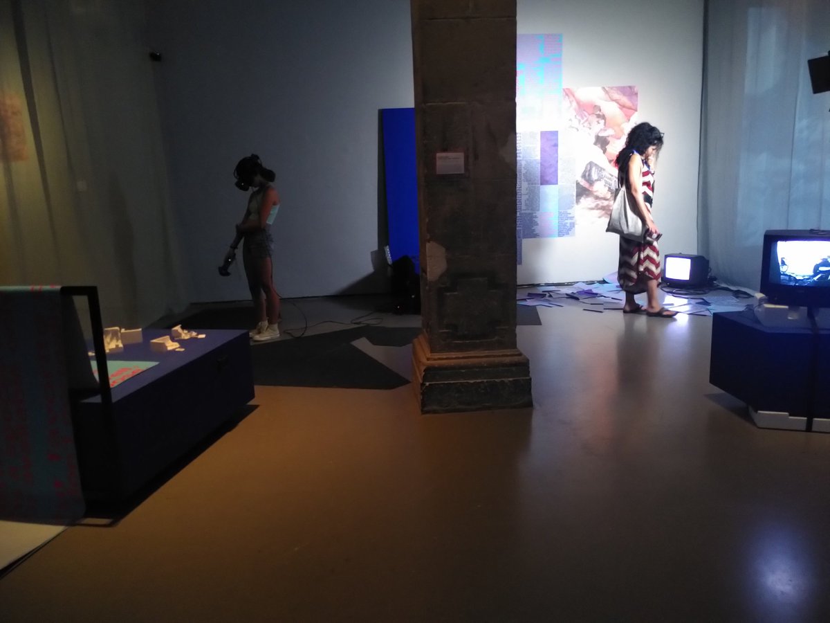 jsoleradillon's tweet photo. Fins el 21 d'agost, al @santamonica_bcn podeu veure-hi #SeeYouatHome que inclou l'experiència de RV The Smallest of Worlds. Art immersiu directe a la vena! I també, és clar, la resta de l'expo #LaIrrupció. https://t.co/xLrRSldG4l