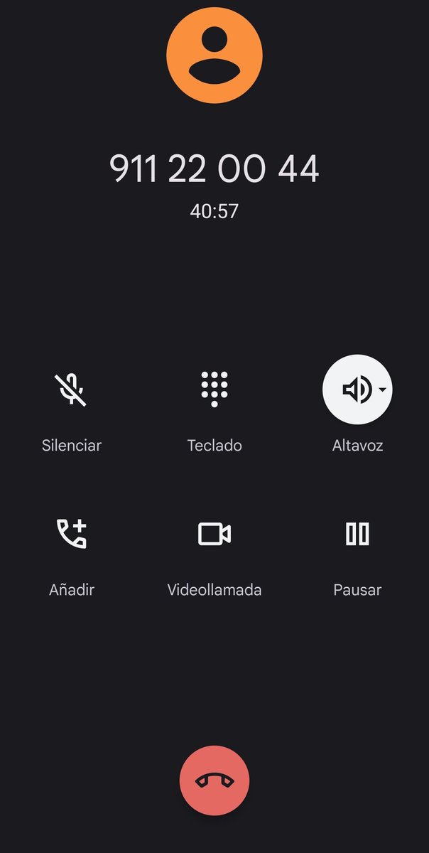 jan1286's tweet photo. @VECI_Esp intentando hablar con un operador para que me de una solución a una modificación/cancelación de un vuelo comprado. 40 minutos de espera...y aquí sigo https://t.co/wLlnTFUMZt