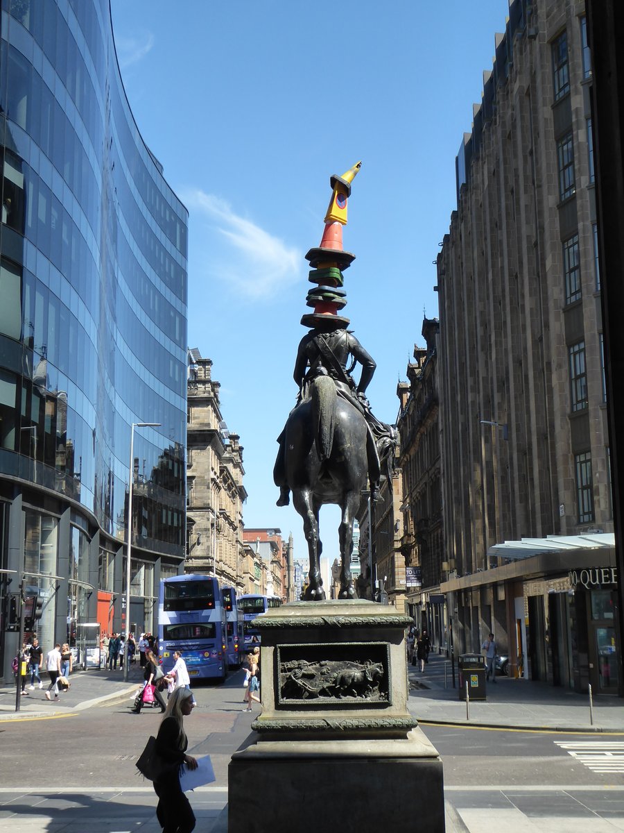 Glasgow always does it so well with the Duke of Wellington

#TrafficCones #Stacked #Spares