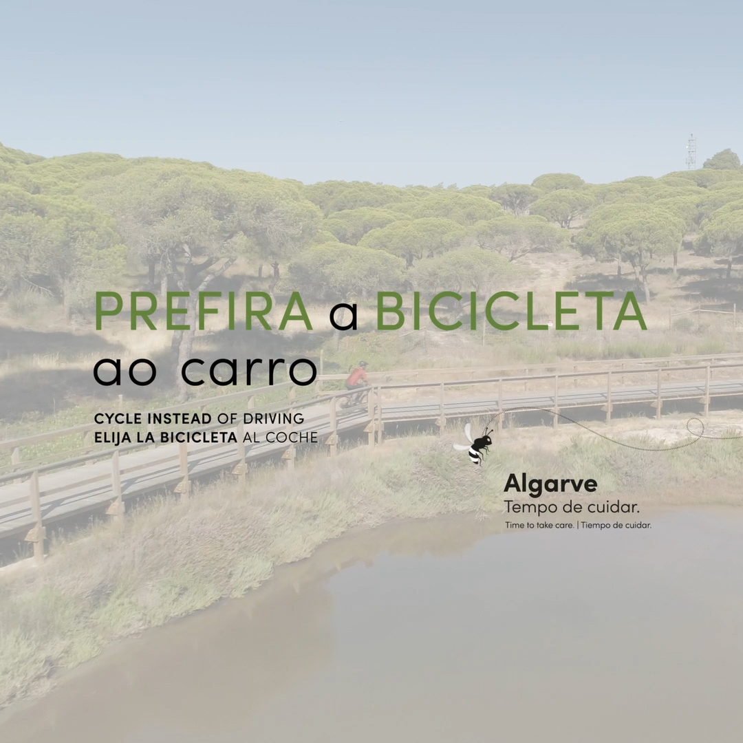 Comunicame1's tweet photo. @visitalgarve.pt O Algarve é um destino turístico muito procurado pela beleza e recursos naturais. Mas as alterações climáticas colocam-nos grandes desafios. Nas suas férias, junte-se a nós para o proteger!
#algarve #naturelovers #ambiente #Turismo https://t.co/azsdXqNBQD