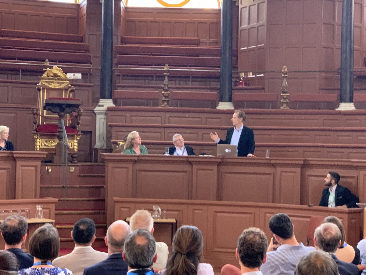 TheSmithSchool's tweet image. &quot;The real world data is showing that these pledges and commitments do have an impact.&quot;

@huwsteenis  @wef Global Future Council
on Finance

Closing remarks, #SheldonianTheatre #OxSustainableFinance 
 #OSFS2022 #SustainableFinance