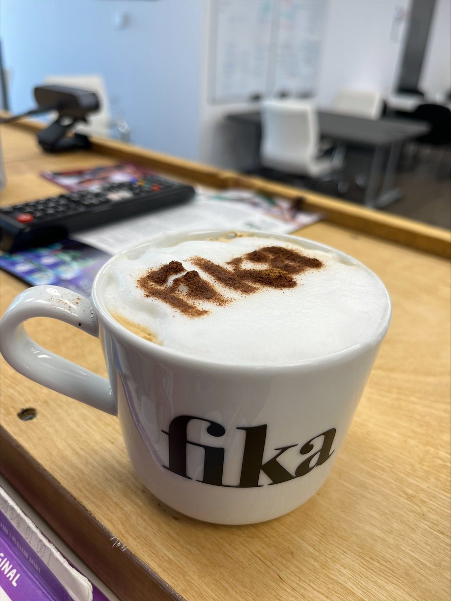 Dan Lynch tweet media