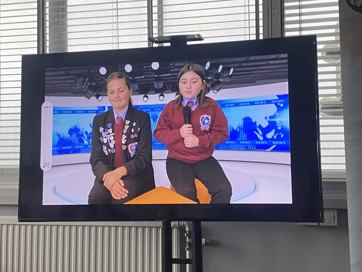 church_prim's tweet photo. Delighted to be here @ProjectYouTurn2 as our children won £250 for their incredible video about drugs education-very proud @bradfordmdc @WestYorksPolice @CrimestoppersUK @TVenturists @LowergrangeC @InnChurches @WeAreCABAD @GiveBradford @idletim @Innov__Services #bettertogether https://t.co/wRPaNvfEBE
