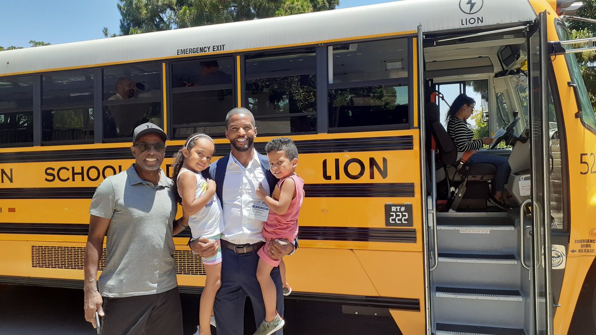 What were your favorite #NARUCSummer22 moments? Did you hop on the electric school bus?  @MPSCBrentBailey, <a href="/Lmateosantos/">Lillian Mateo Santos</a>, <a href="/_TPhillips_/">Tremaine Phillips</a>, and members from <a href="/MarylandPSC/">Maryland PSC</a>,  <a href="/PUCOhio/">Public Utilities Commission of Ohio</a>,  <a href="/MichiganPSC/">MI Public Service Commission</a>, 
 Arkansas PSC &amp; others took a spin. <a href="/ELPCenter/">Environmental Law & Policy Center</a> @LionElectricCo #CleanRide4Kids