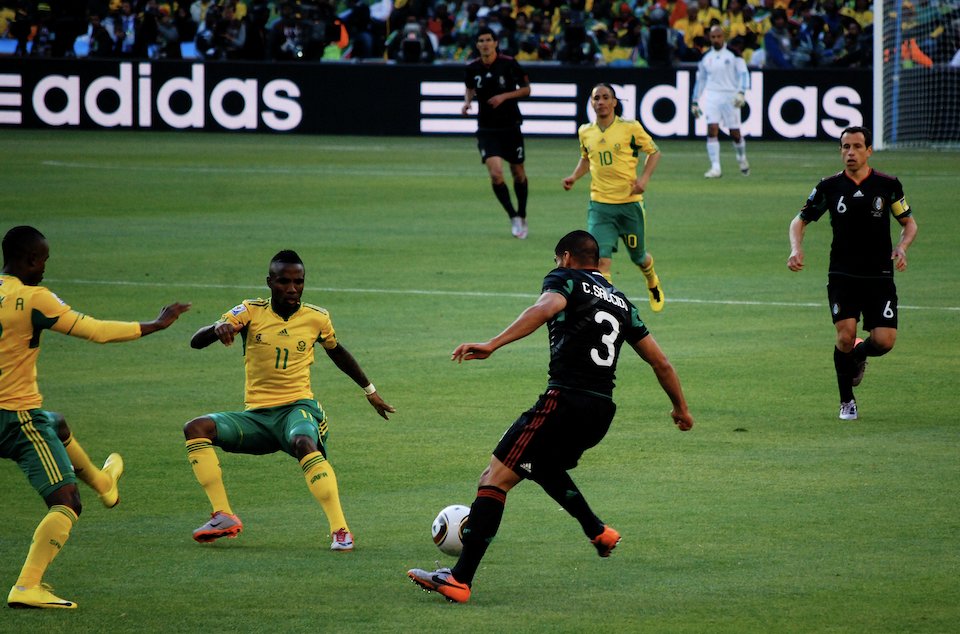 charitybuzz's tweet photo. Enjoy an epic #WorldCup 2022 experience with access to 4 matches, a 13-night stay, tours &amp; more in Qatar!

Your winning bid will support the incredible work of @LLSusa! 

Bid now through July 28th: https://t.co/rndmKOC6Ow https://t.co/aXA8IWHuTO