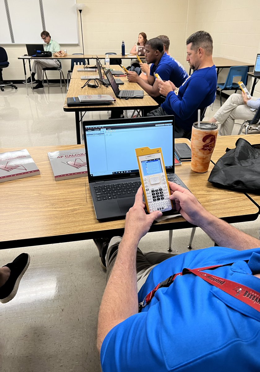 De Castro tweet media