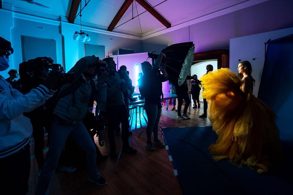 fathima_nakooda's tweet photo. The โTry Before You Buyโ experienceโฆ
Is what the #sonyalphasa in person workshops are all about! A gathering of enthusiastic creatives getting the opportunity to use the latest in #sonyalpha gear + learning from #bealpha professional ambassadors about photography & videography. https://t.co/ehnRBNQv7B