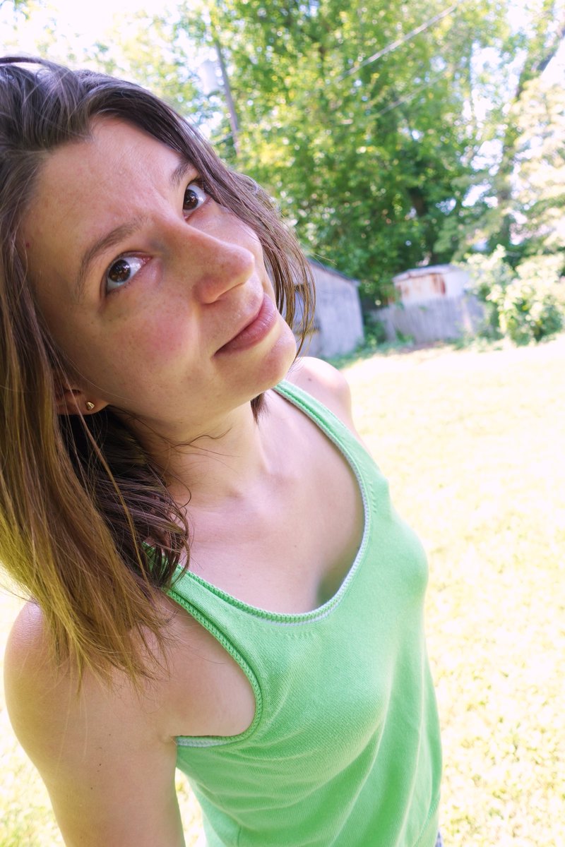 EjMinute's tweet photo. And here it is: the last day. Voting ends today, July 21 at 10 pm EST.

This one goes out to all the young girls who WILL be #writers some day. The only advice I have to give (and take it with a grain of salt because I'm still working towards my own writing goals...): https://t.co/i5aWYul7KC