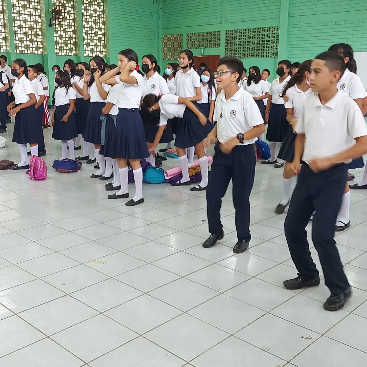 INOBML1's tweet photo. #EnVictoriasEducativasPorGraciaDeDios
#4319FuerzasDeVictorias
#LeónRevolución
#CorazónsiemprerojoINOBML.

Nuestra Comunidad Educativa del Instituto Nacional de Occidente-Benito Mauricio Lacayo da inicio con la bienvenida del II Semestre del Año Escolar 2022 https://t.co/pZ892tc8Bq