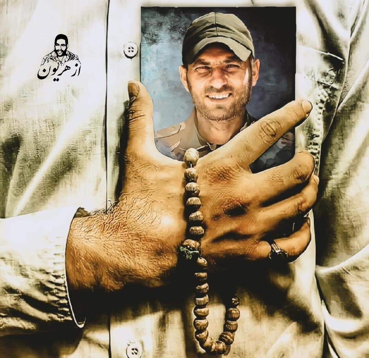 انقلوها للأجيال / الشهيد وليد ثجيل في زمن الانشقاقات عرضوا عليه حارس شخصي لوزير في احدى الاحزاب مقابل راتب جدا جدا ضخم ورفض ترك ال صدر وبعد مدة عرضوا عليه مشروع مقابل ٩٠ سيارة منشأة تكون وارداتها له وايضاً رفض ترك المقتدى / الفاتحة بليلة الشهداء .