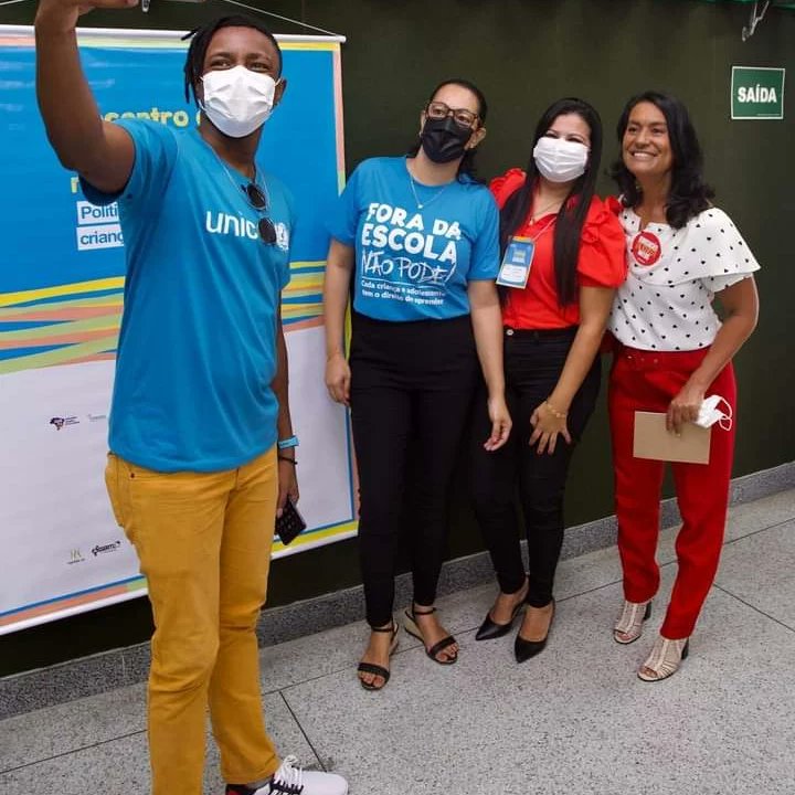 PTsergipe's tweet photo. Eliane Aquino, vice-governadora de Sergipe (PT), conversou sobre o Ativa Escolar, num evento organizado pelo Unicef, em parceria com o Centro Dom José Brandão de Castro e Apoio da Secretaria de Estado da Educação.

#BuscaAtiva #educacaoinfantil https://t.co/o914A3UQVo