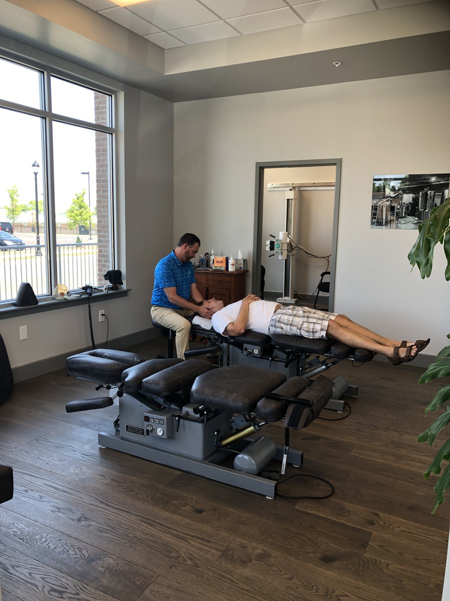 nehemiahdevco's tweet photo. #VisionAccomplished Savona Chiropractic is seeing patients in their beautiful new surroundings, performing natural therapies for neck & back pain,sports & car accident injuries, joint pain, & other chronic health issues. #realestatedevelopment #nehemiahdevco #restorerebuildrenew https://t.co/NDW9X6OS1X