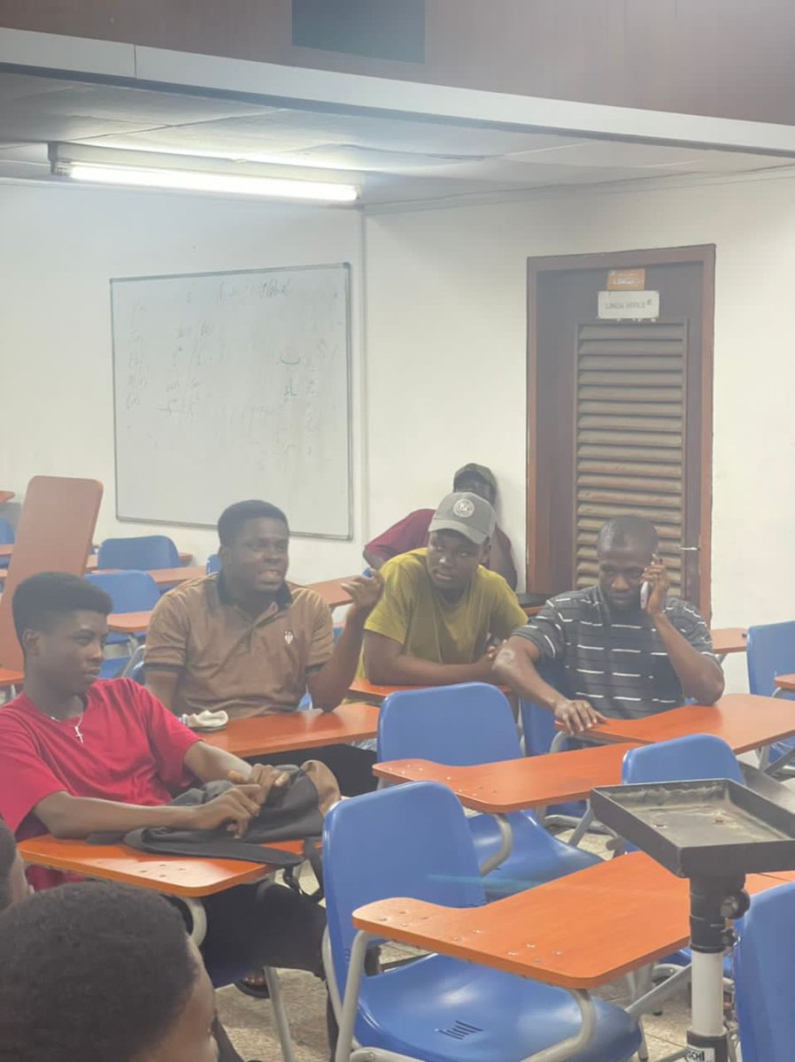 adisco_global's tweet photo. Yesterday, at the first general meeting of the second semester, members were charged to remain active &amp; committed toward the association's activities. Amongst other things discussed were the upcoming Alumi Conference, SANTA-MOGA Reunion, &amp; NSMQ.  Members were encouraged to be https://t.co/5Eb24ZFvTO