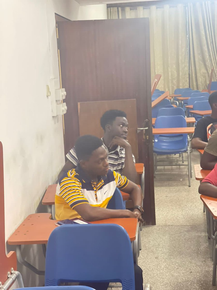 adisco_global's tweet photo. Each other's keeper in keeping the flames of the Adisadel spirit burning. Also, members expressed their readiness to fulfill their duties as demanded of them in ensuring the growth the of group. Such a great time it was to be reunited again as a family!  Up Santaclausians!!🏁🦓 https://t.co/paBJTpEz4X