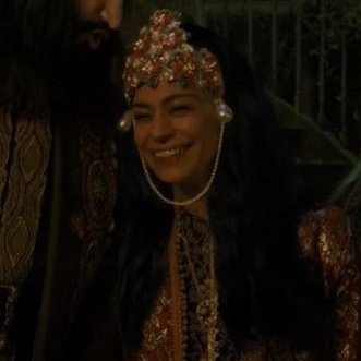 vamp4marie's tweet image. nandor really looked at her and thought she isnt perfect enough