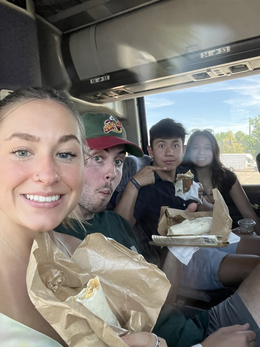 Kar0linaa1's tweet photo. Such a fun day with @coloradoproduce. #shoplocal #CFVGA #CFVGAproduce https://t.co/oFXaRCqwSt