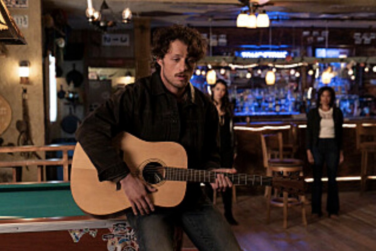 grasonas's tweet photo. This 4x08 still looks like Michael in really is "Missing [His] Baby" 🥺😭

#Malex #WhereIsAlex #RoswellNM #RNM4x08 https://t.co/dEZ5Rk5tcY